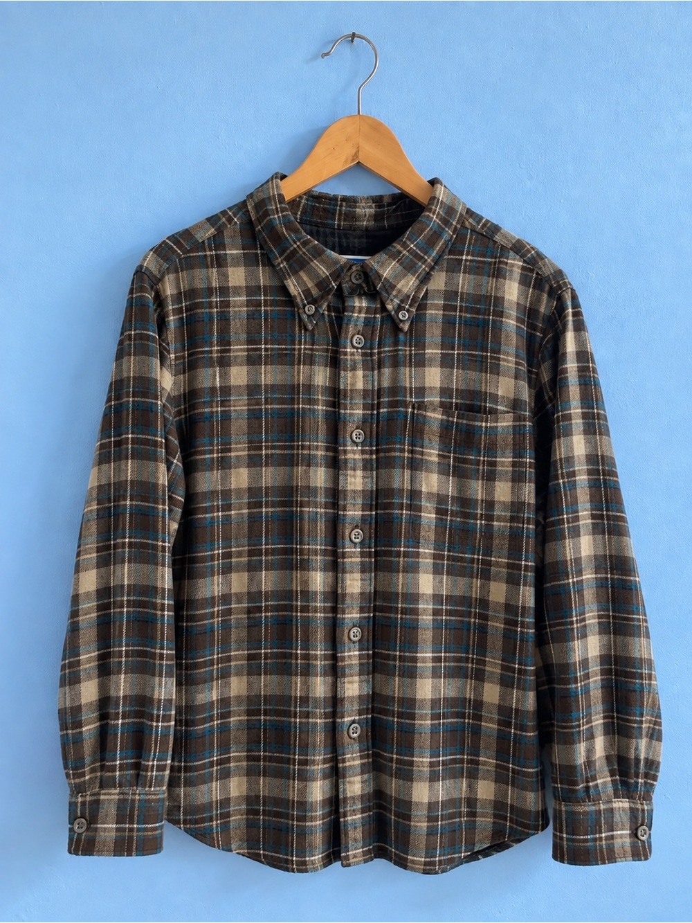 Covington Men's Plaid Button-Down Shirt in Brown and Blue